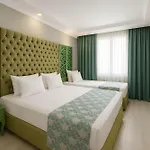 Green Garden Hotel